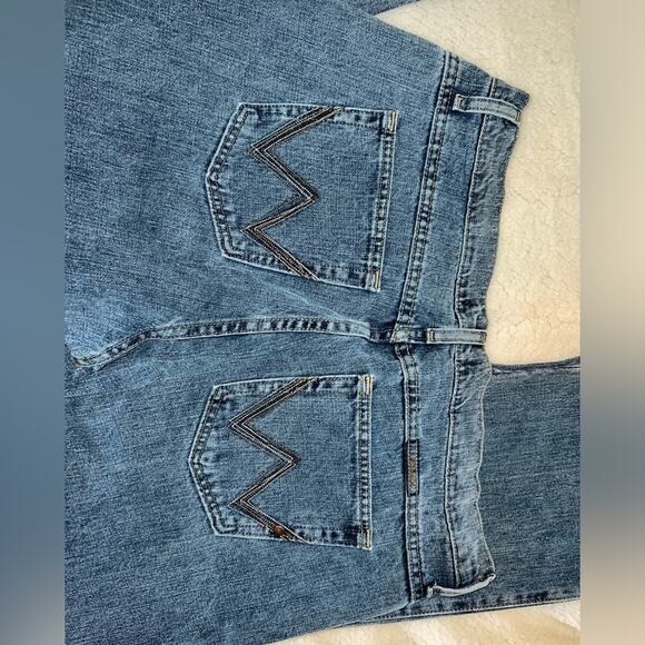 Wrangler cowgirl cut jeans - size 14 x 34 - G7 - Picture 3 of 6
